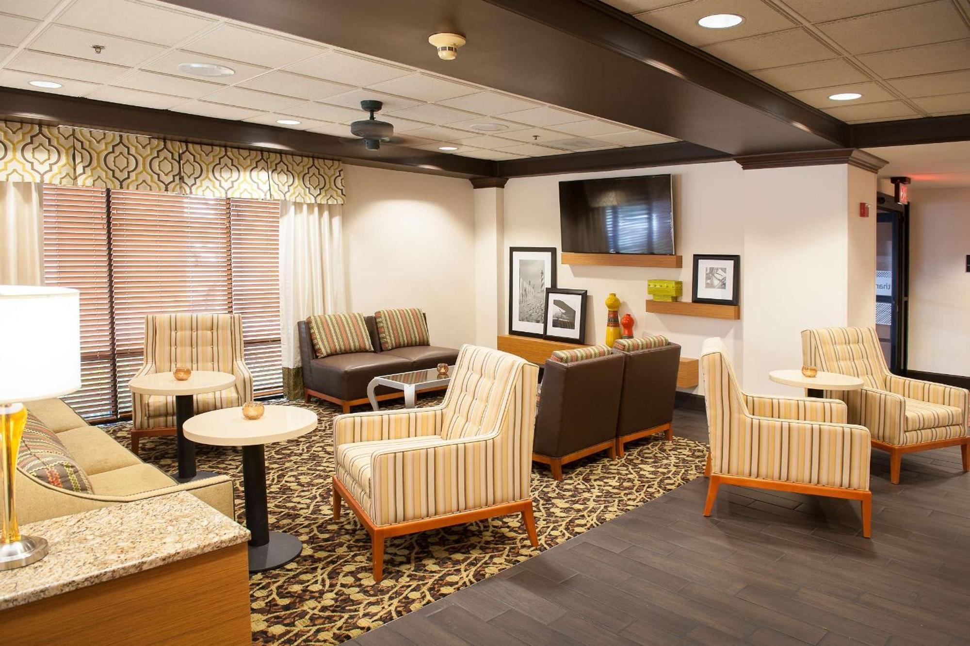 Hampton Inn Pensacola-Airport Exterior foto