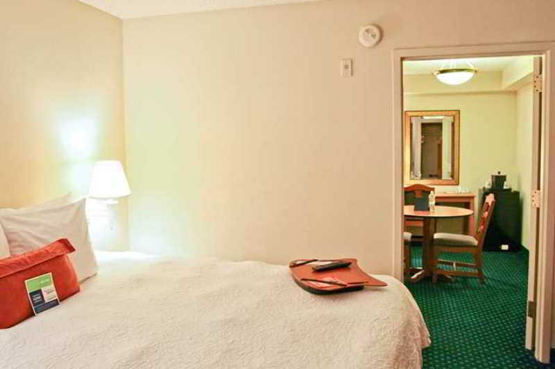 Hampton Inn Pensacola-Airport Zimmer foto